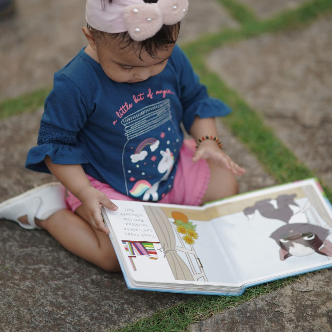 Touch and feel book For babies - b4brainuae